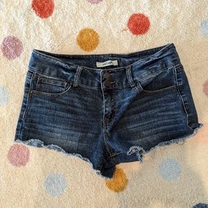 Size 6 Refuge dark wash shorts